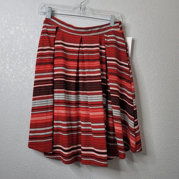 LuLaRoe Dresses & Skirts - LulaRoe stretch pull on circle skirt red gray black striped skirt